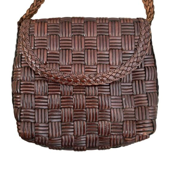 Vintage 1970s Womens Dark Brown Leather Basket Weave Crossbody Beach Purse - Picture 1 of 5